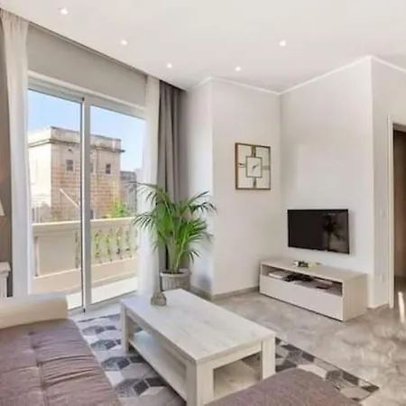 Апартаменты Lux Maisonette