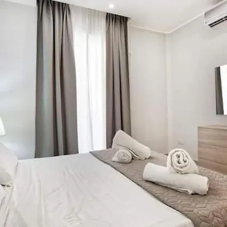 Lux Maisonette